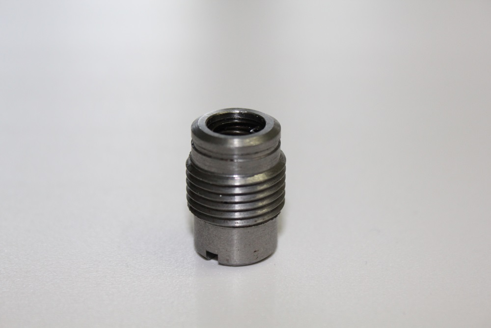 Überdruckventil Motorblock 4 Zylinder