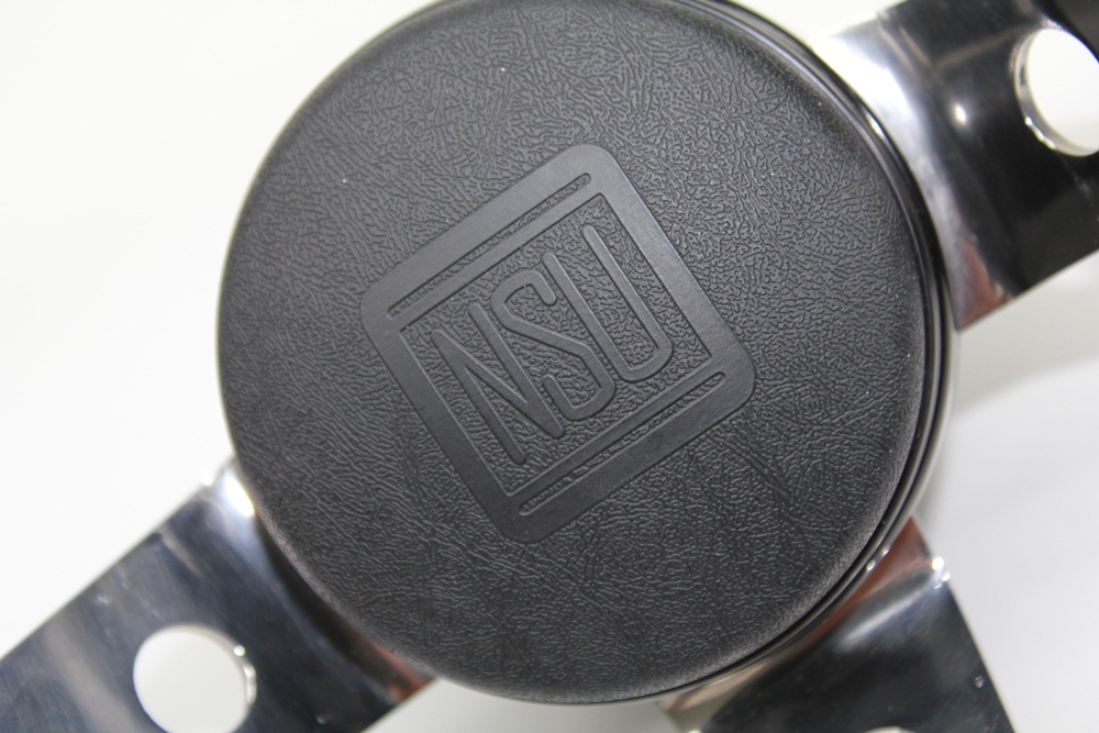 NSU TTS Lenkrad geschüsselt
