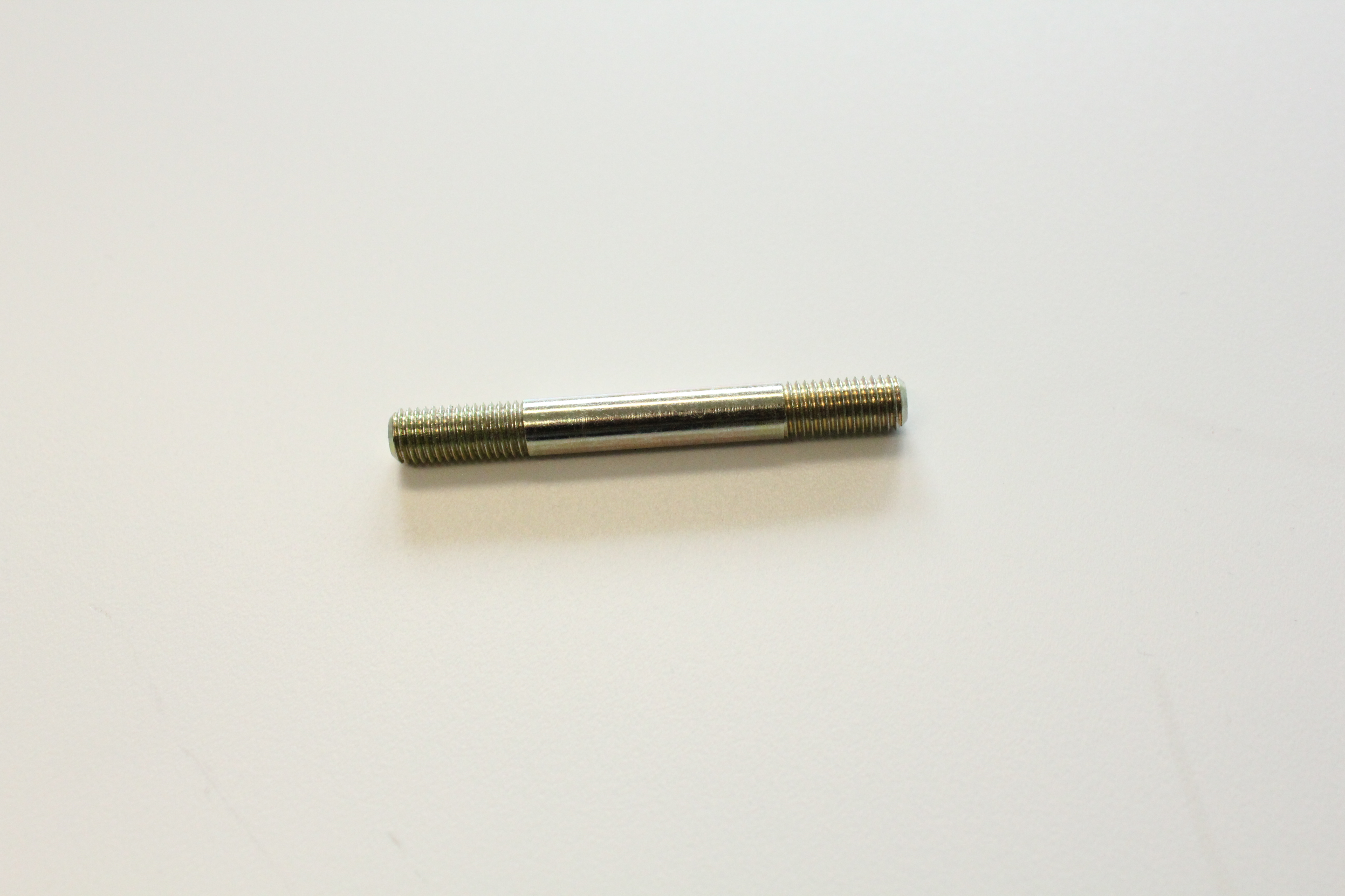 Stiftschraube M7x62mm
